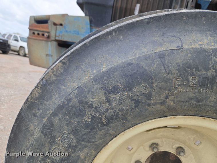 image for item ET5124 Ford 7740 tractor