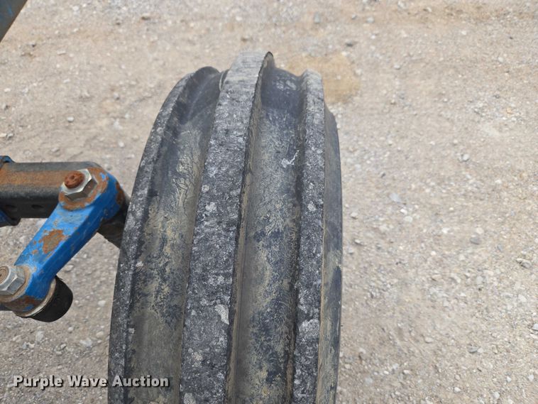 image for item ET5124 Ford 7740 tractor