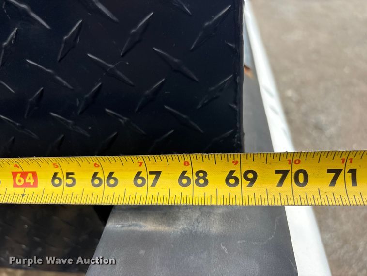 image for item ET5125 2001 Chevrolet Silverado 1500 Ext. Cab pickup truck