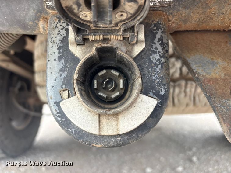 image for item ET5125 2001 Chevrolet Silverado 1500 Ext. Cab pickup truck