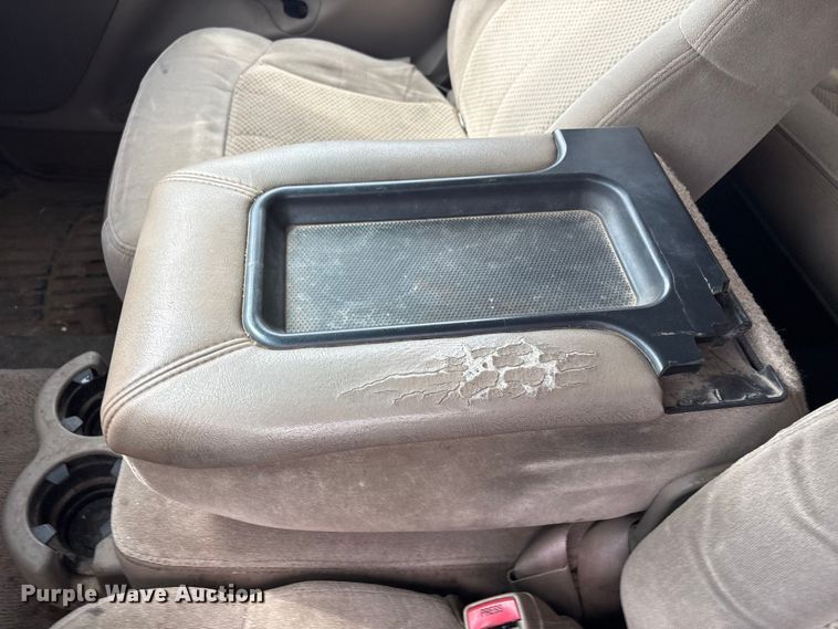 image for item ET5128 2002 Chevrolet Silverado 1500 Ext. Cab pickup truck