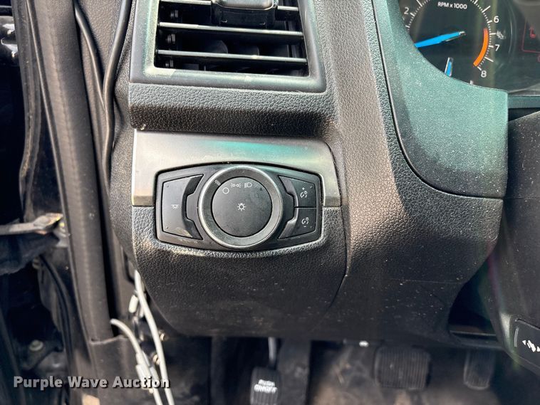 image for item ET5129 2016 Ford Explorer Police Interceptor SUV