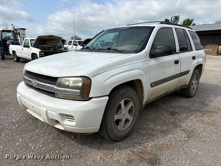 image for item ET5130 2004 Chevrolet Trailblazer SUV