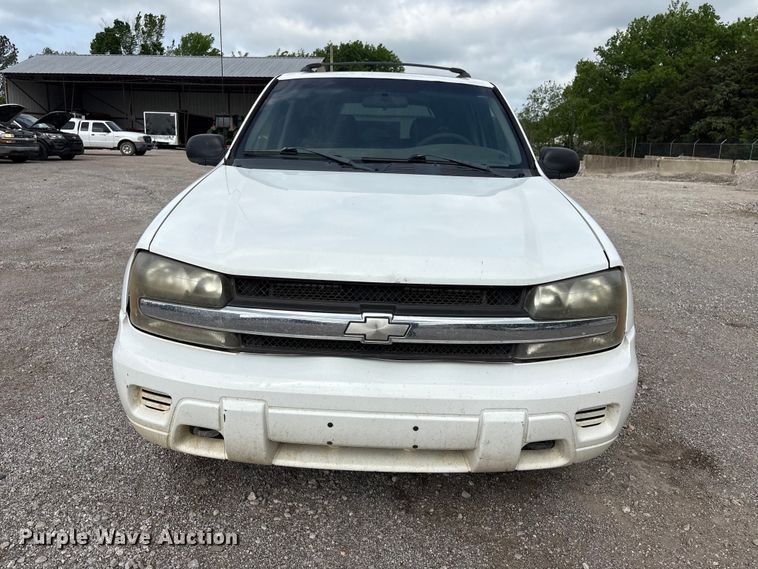 image for item ET5130 2004 Chevrolet Trailblazer SUV