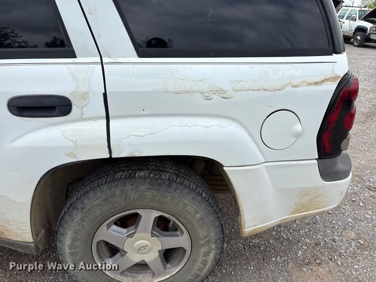 image for item ET5130 2004 Chevrolet Trailblazer SUV