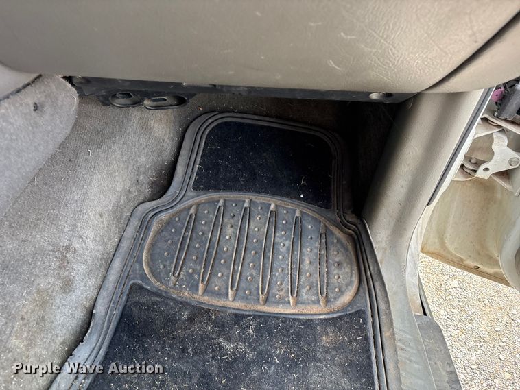 image for item ET5130 2004 Chevrolet Trailblazer SUV