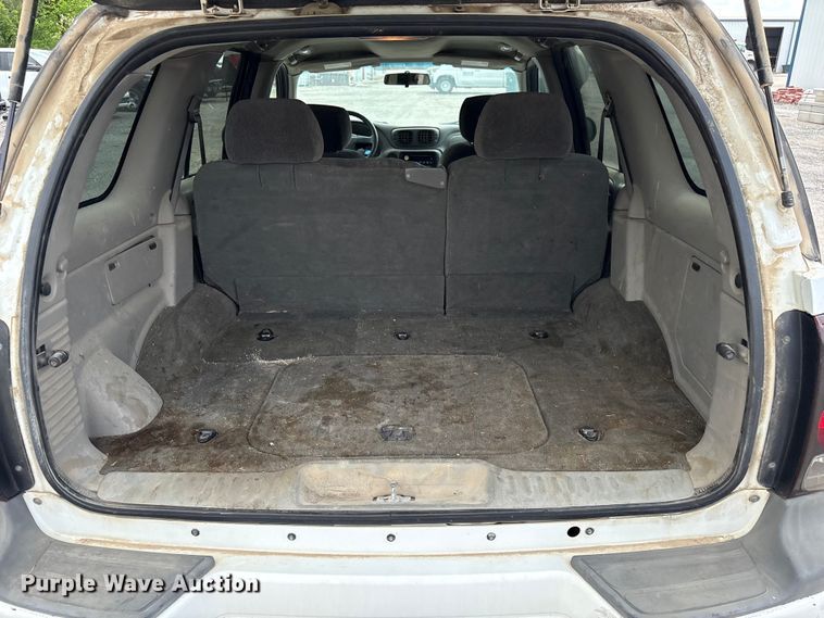 image for item ET5130 2004 Chevrolet Trailblazer SUV