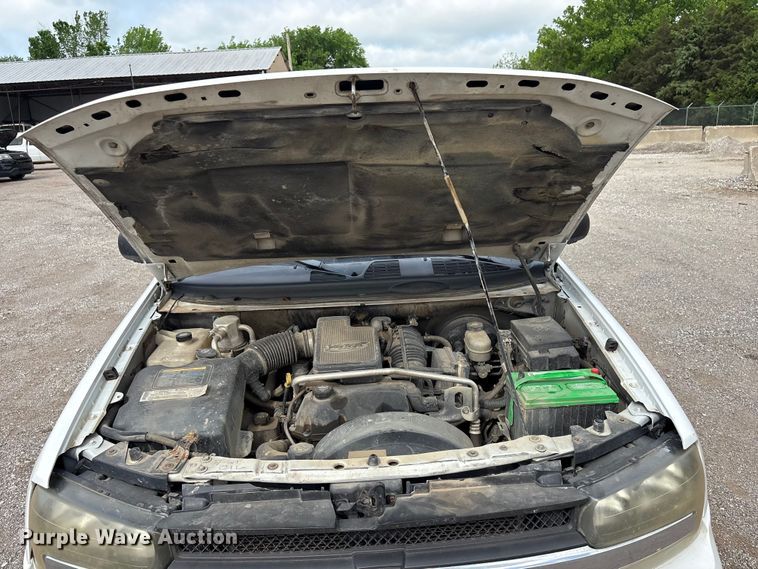 image for item ET5130 2004 Chevrolet Trailblazer SUV