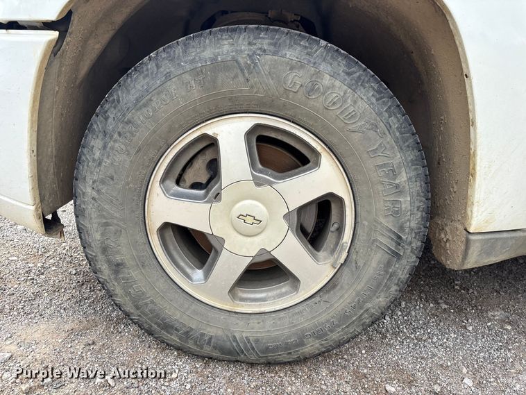 image for item ET5130 2004 Chevrolet Trailblazer SUV