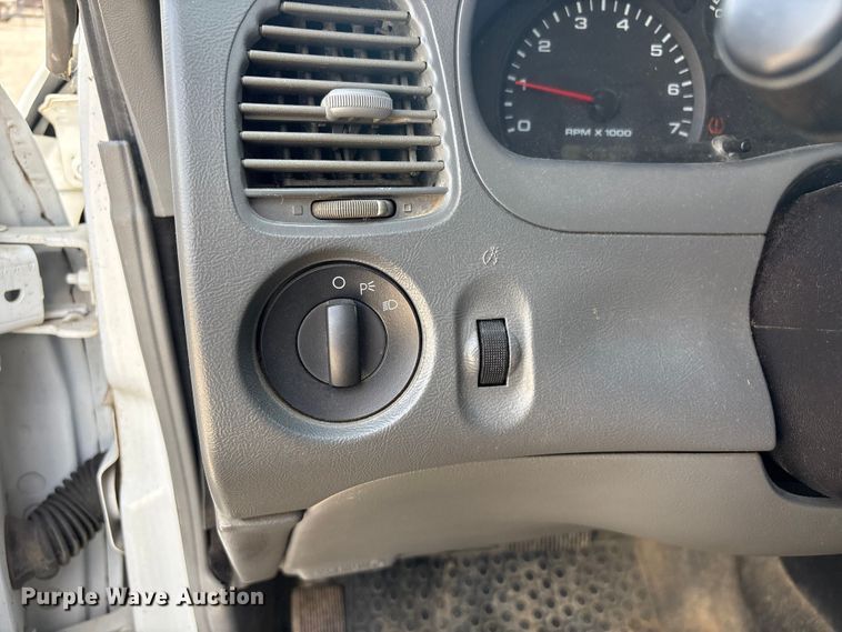 image for item ET5131 2010 Ford Ranger pickup truck