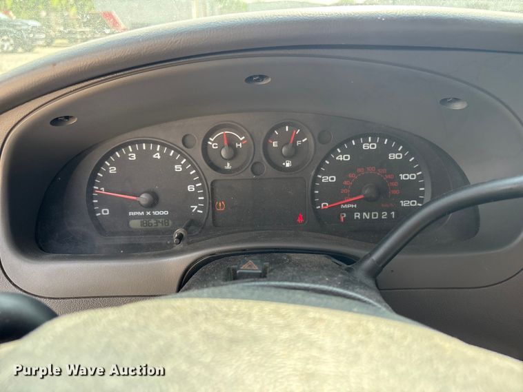 image for item ET5131 2010 Ford Ranger pickup truck