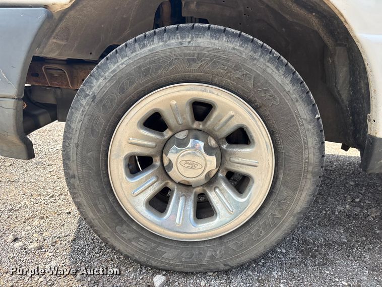 image for item ET5131 2010 Ford Ranger pickup truck