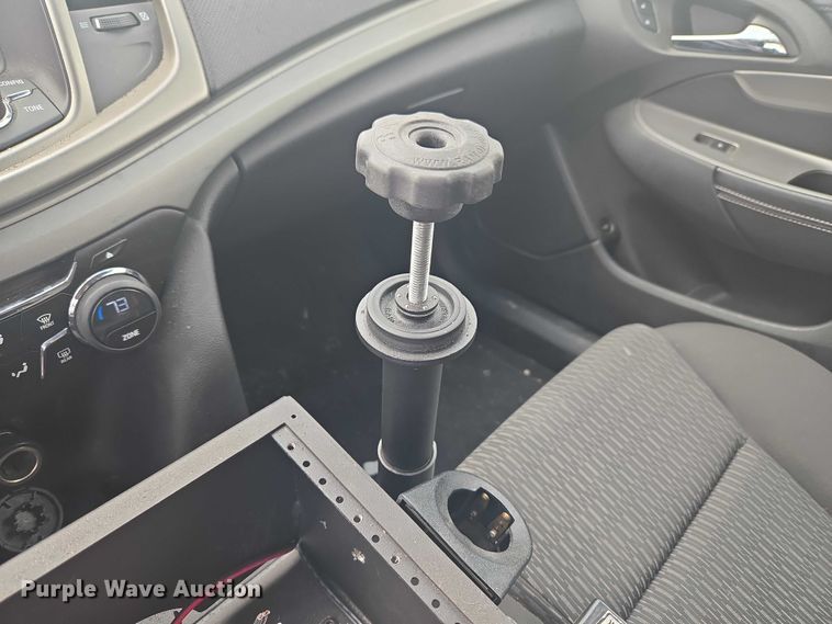 image for item ET5134 2014 Chevrolet Caprice Police  