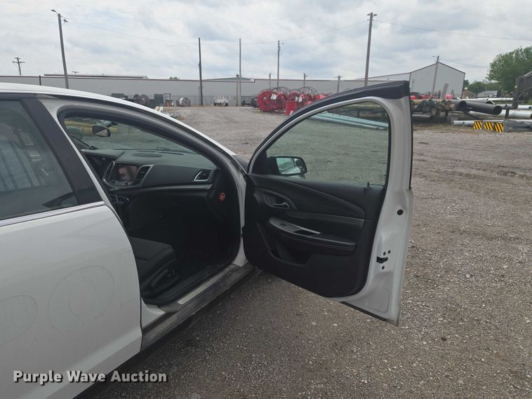 image for item ET5134 2014 Chevrolet Caprice Police  