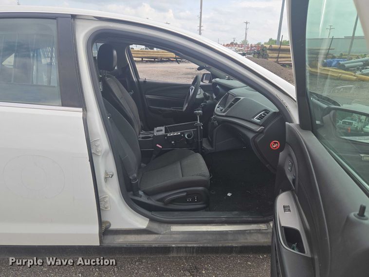 image for item ET5134 2014 Chevrolet Caprice Police  