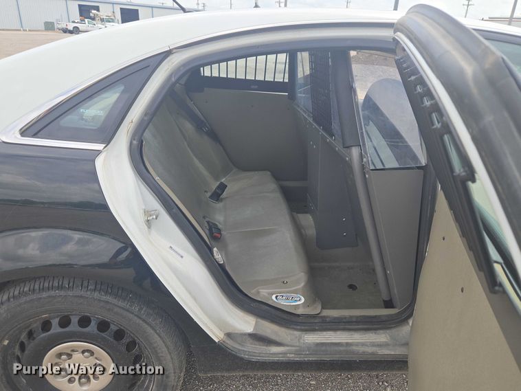 image for item ET5134 2014 Chevrolet Caprice Police  