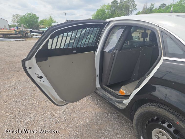 image for item ET5134 2014 Chevrolet Caprice Police  