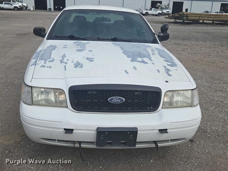 image for item ET5135 2008 Ford Crown Victoria Police Interceptor 