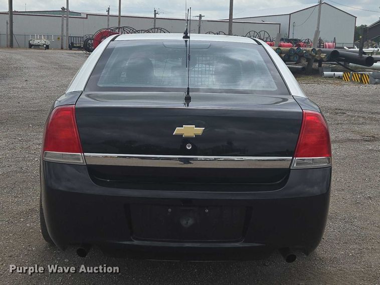 image for item ET5136 2014 Chevrolet Caprice Police  