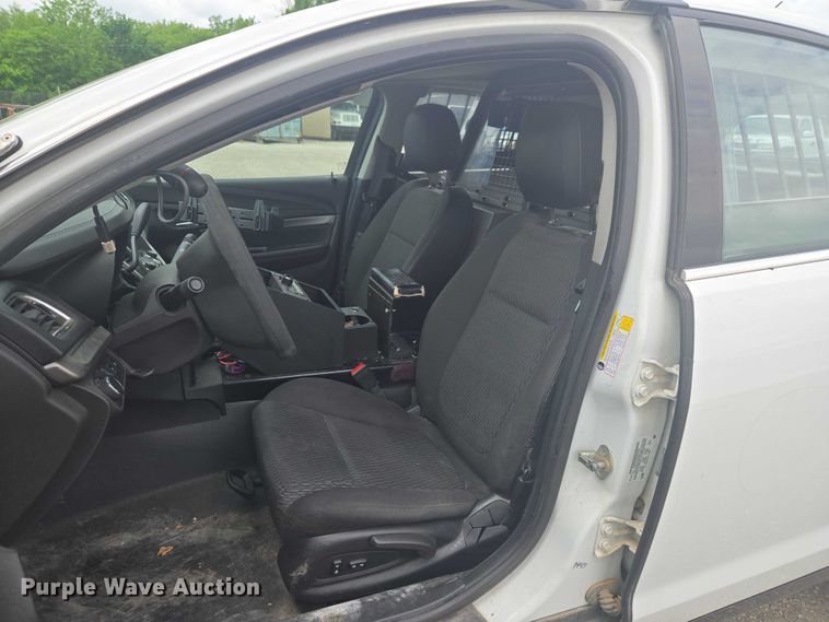 image for item ET5136 2014 Chevrolet Caprice Police  