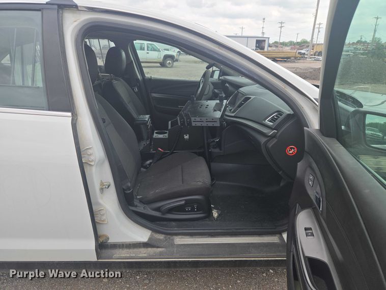 image for item ET5136 2014 Chevrolet Caprice Police  