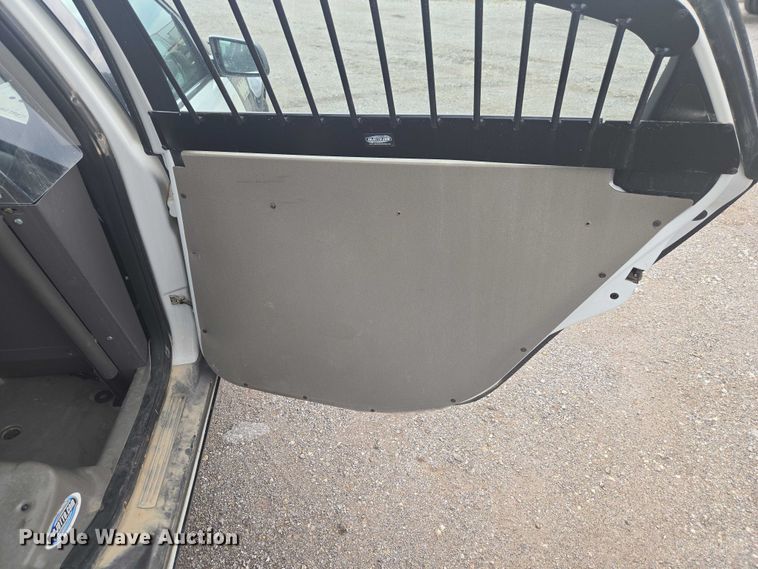 image for item ET5136 2014 Chevrolet Caprice Police  