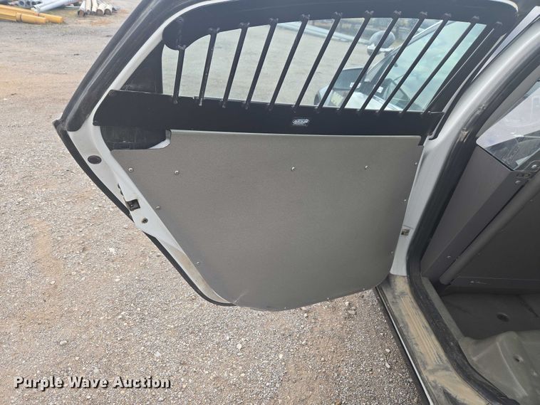 image for item ET5136 2014 Chevrolet Caprice Police  