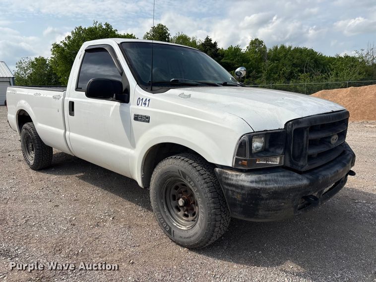 image for item ET5138 2001 Ford F250 Super Duty pickup truck