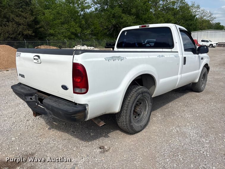 image for item ET5138 2001 Ford F250 Super Duty pickup truck