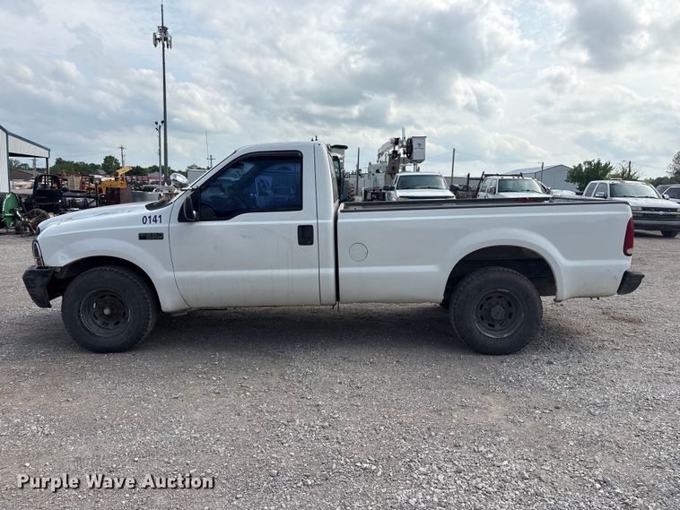 image for item ET5138 2001 Ford F250 Super Duty pickup truck