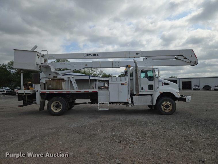 image for item ET5139 2010 Kenworth T370 bucket truck