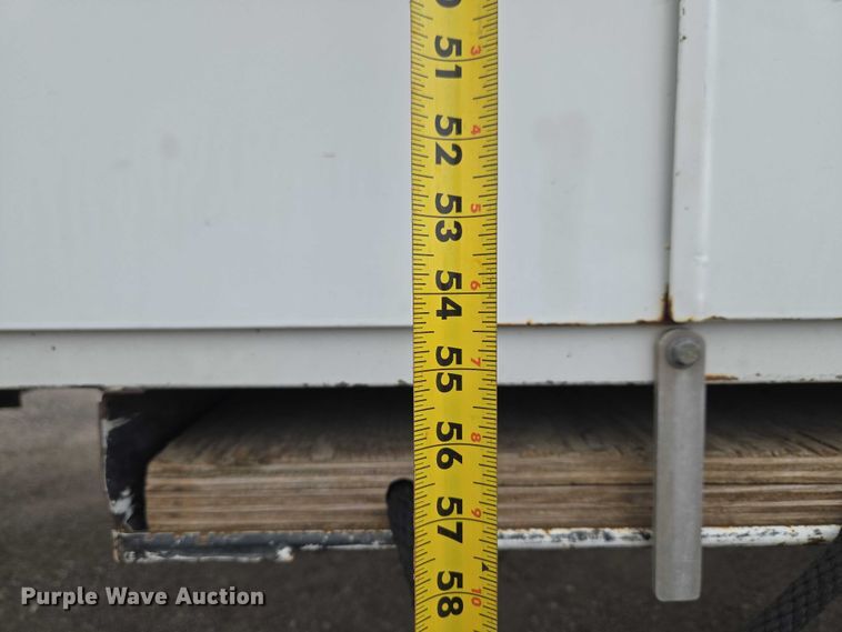 image for item ET5139 2010 Kenworth T370 bucket truck