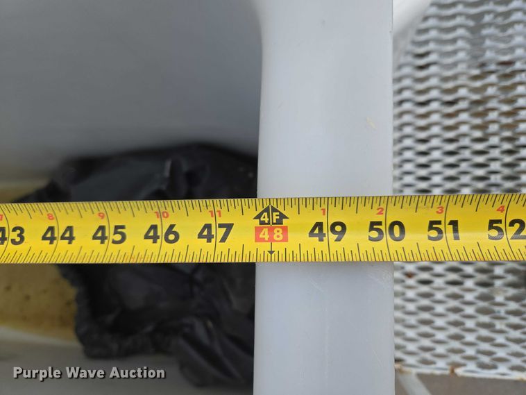 image for item ET5139 2010 Kenworth T370 bucket truck