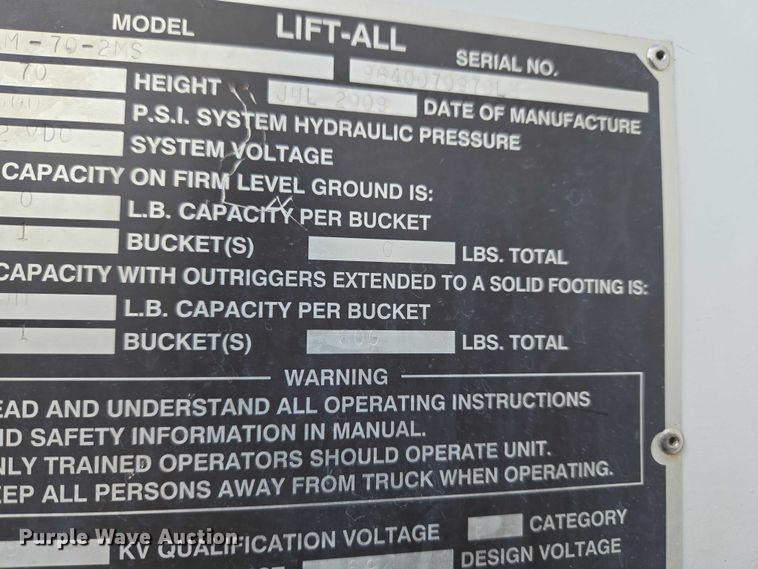 image for item ET5139 2010 Kenworth T370 bucket truck