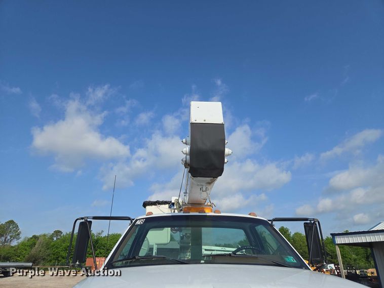 image for item ET5140 1994 Chevrolet C6500 bucket truck