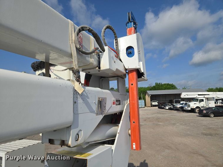 image for item ET5140 1994 Chevrolet C6500 bucket truck