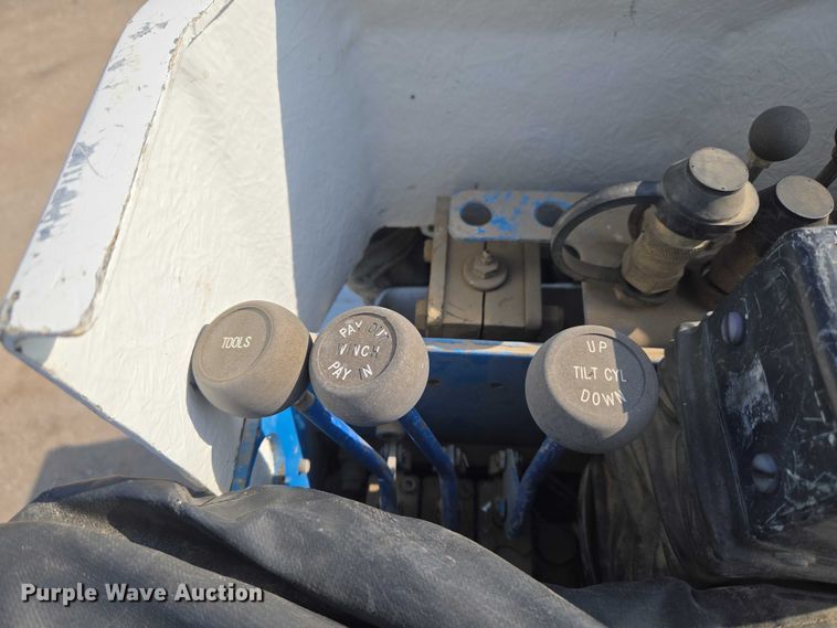 image for item ET5140 1994 Chevrolet C6500 bucket truck