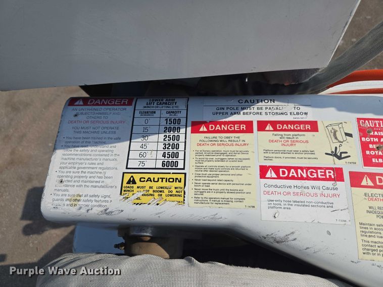 image for item ET5140 1994 Chevrolet C6500 bucket truck