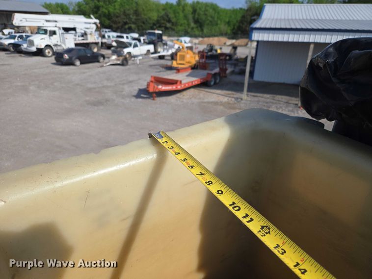 image for item ET5140 1994 Chevrolet C6500 bucket truck