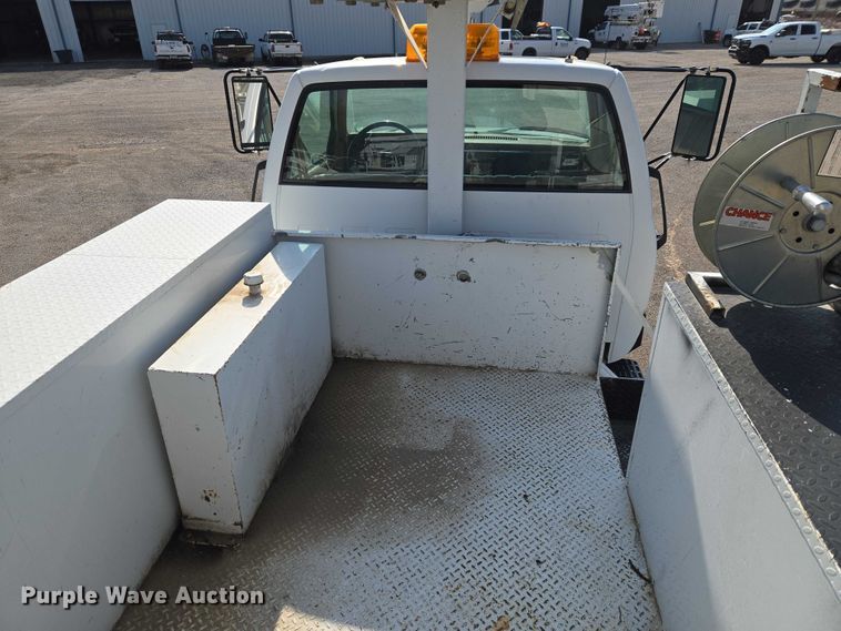 image for item ET5140 1994 Chevrolet C6500 bucket truck