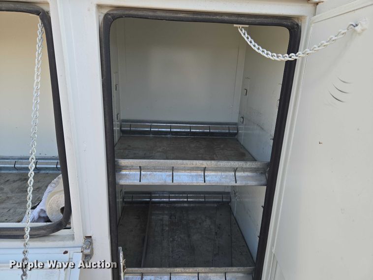 image for item ET5140 1994 Chevrolet C6500 bucket truck