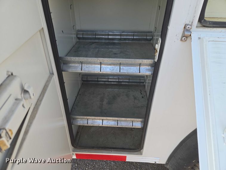 image for item ET5140 1994 Chevrolet C6500 bucket truck