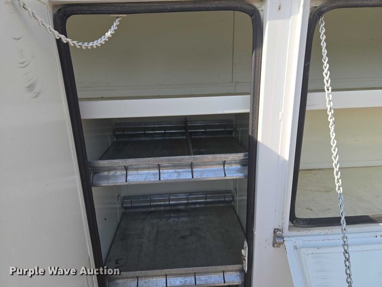 image for item ET5140 1994 Chevrolet C6500 bucket truck