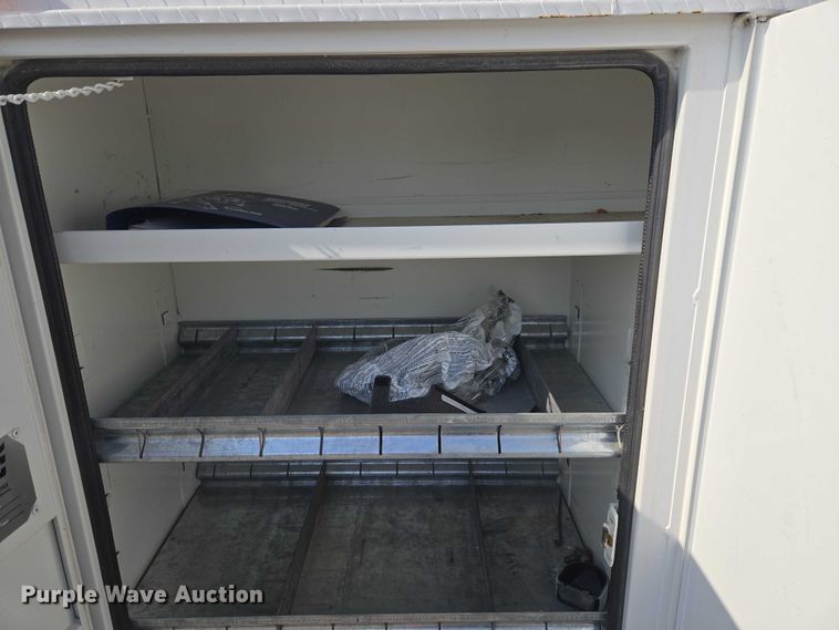 image for item ET5140 1994 Chevrolet C6500 bucket truck