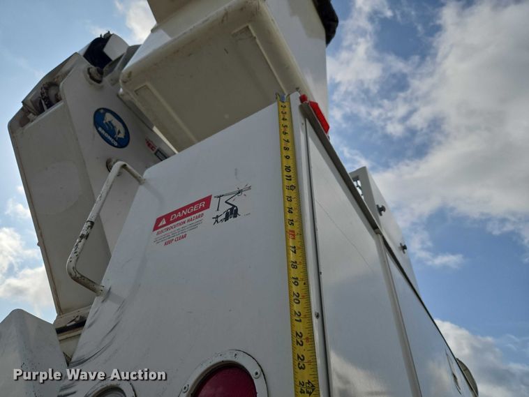 image for item ET5140 1994 Chevrolet C6500 bucket truck