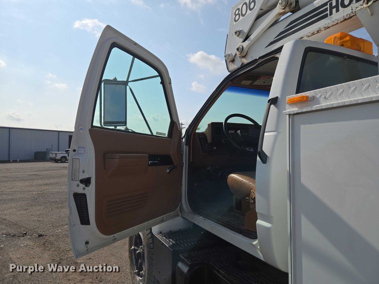 image for item ET5140 1994 Chevrolet C6500 bucket truck