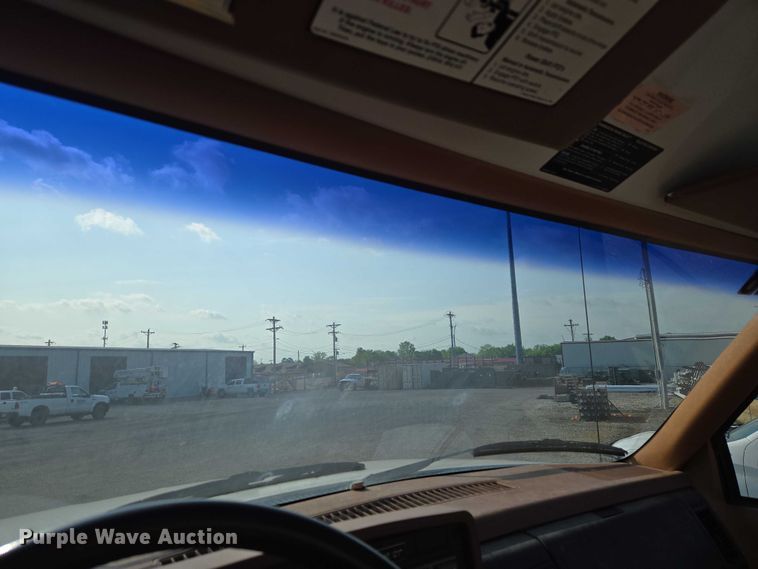 image for item ET5140 1994 Chevrolet C6500 bucket truck