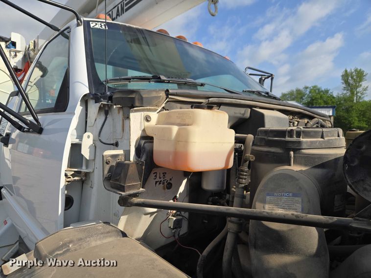image for item ET5140 1994 Chevrolet C6500 bucket truck