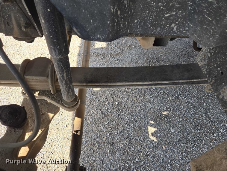 image for item ET5140 1994 Chevrolet C6500 bucket truck