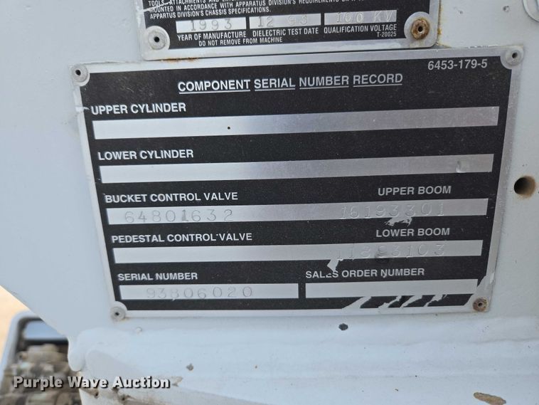 image for item ET5140 1994 Chevrolet C6500 bucket truck